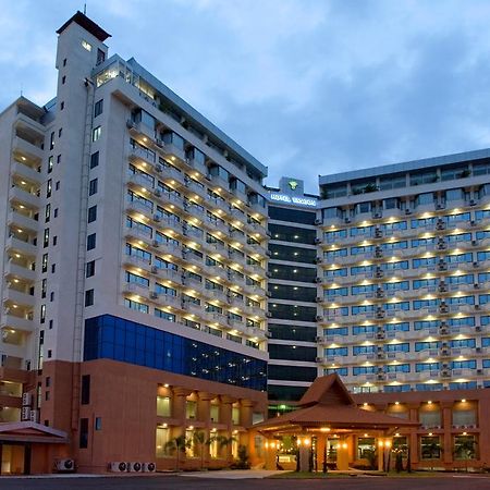 ホテル ヤンゴン エクステリア 写真